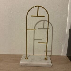 GOLD JEWELRY STAND